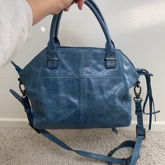 Elliott Lucca Medium Faro Distressed Leather Satchel Bag - Picture 7 of 16